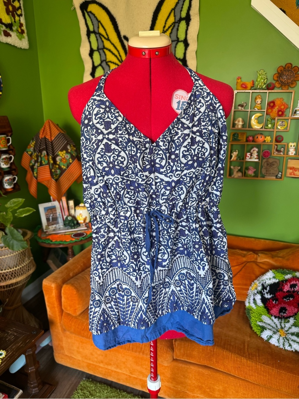 Vintage Y2K plus size MXM Women’s Blue and White Printed Halter Top